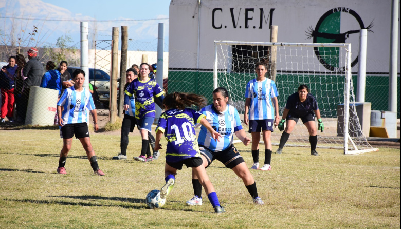 Comenzó el Torneo Jugando es Mejor en Santa Rosa