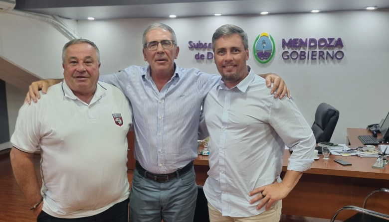 La Subsecretaría de Deportes firmó convenio con el Belgrano Rugby Club para obras de infraestructura