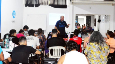 Se dictó el curso para entrenadores de Voley en San Martín
